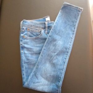 Madewell 27 mid-rise medium wash